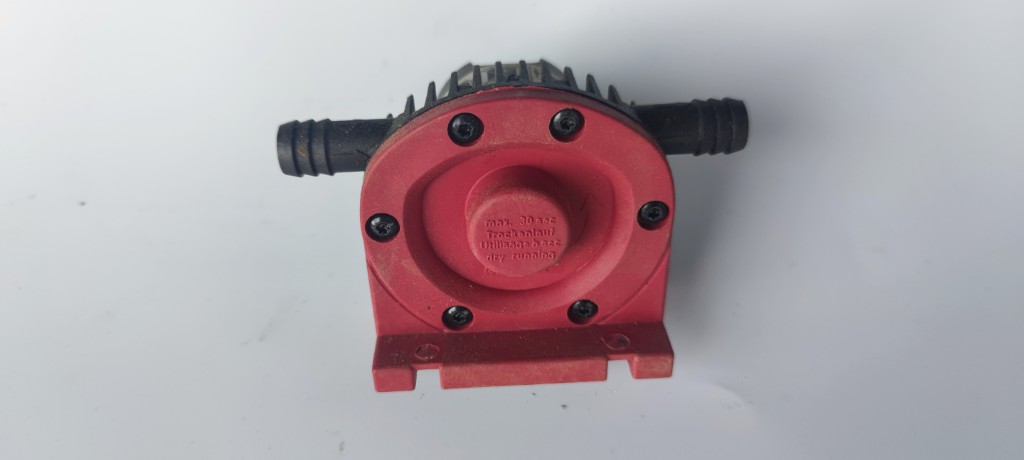 Ручний насос для рідини