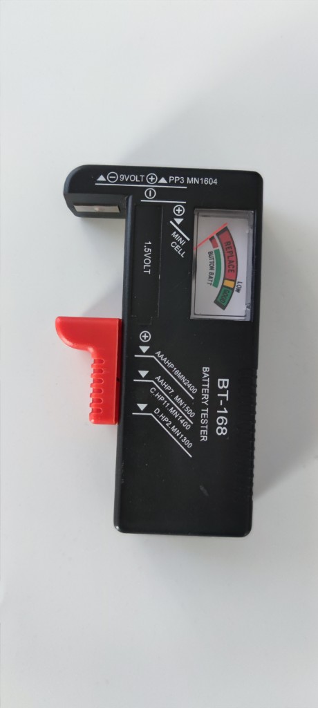 Тестер батарей BT-168