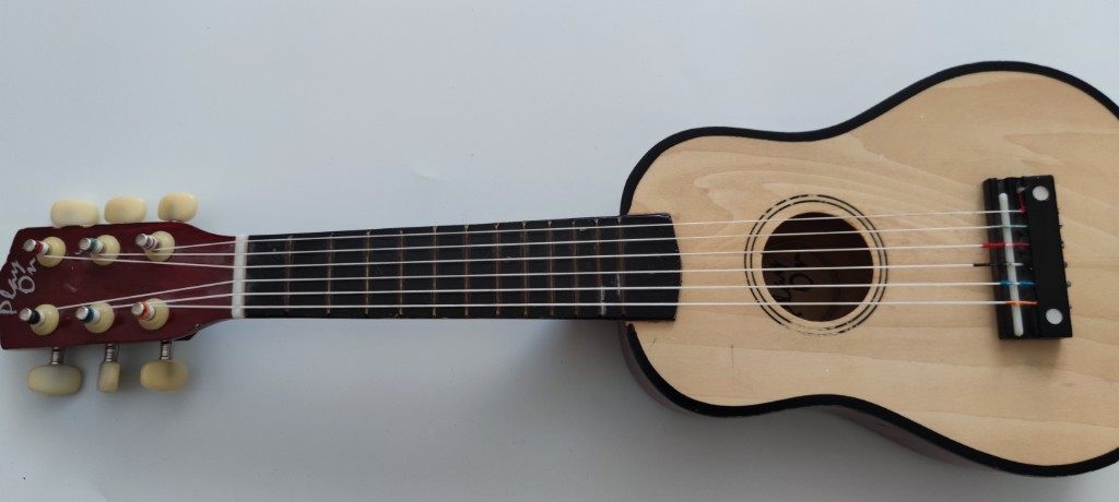 Укулеле концертного розміру