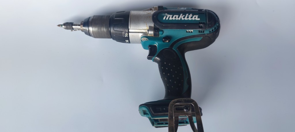 Акумуляторний дриль Makita